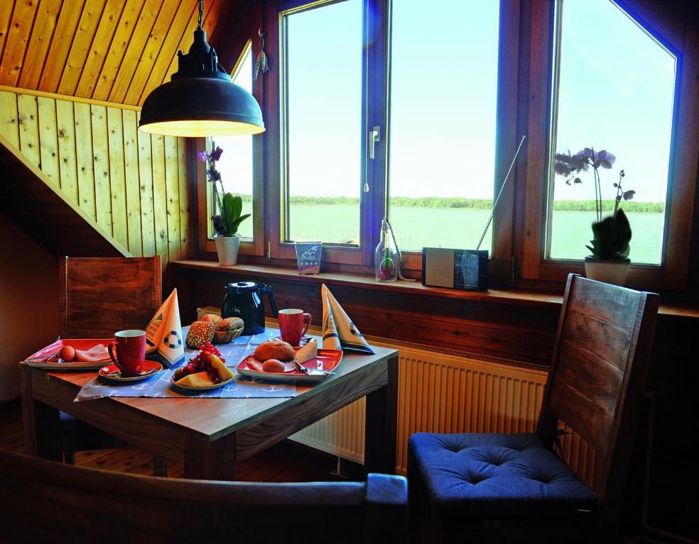 Blick Auf Den Bodden Apartment Ribnitz-Damgarten Ngoại thất bức ảnh
